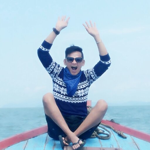Instagram : alsyahyono