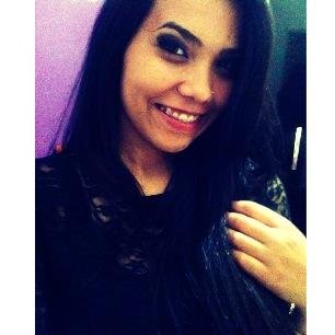 Que todo o mal que tente se aproximar, se transforme em felicidade, paz, amor e tome conta do mundo ❤️