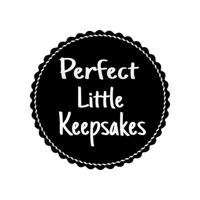 small business making cute handmade candles waxmelts and handmade custom made keepsakes.