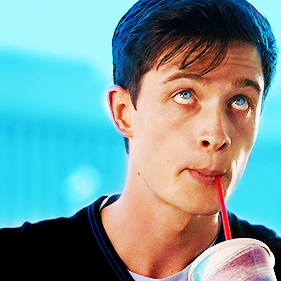 AlluringFiction's profile picture. There's a sickness in my soul and I don't know, but I been told it's incurable. [#TeenWolf RP • Young!PeterHale • MC • AU • MV]