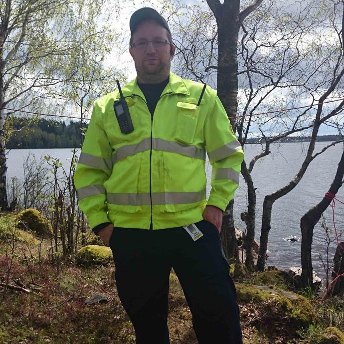 DSkarland's profile picture. CNC-Operatör, frilansfotograf, Jägare, Blåljusnörd, medlem i @civilpunktse, @fro_se. Företräder ej nån blåljusorganisation. Aktiv i @MPSweden och @FRGulricehamn