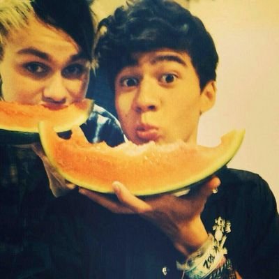 I like 5sos