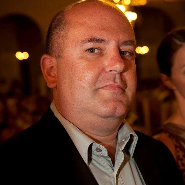 ChrisSeriotis's profile picture. Be generous, be gentle, peace, love and a lot of passion!😀