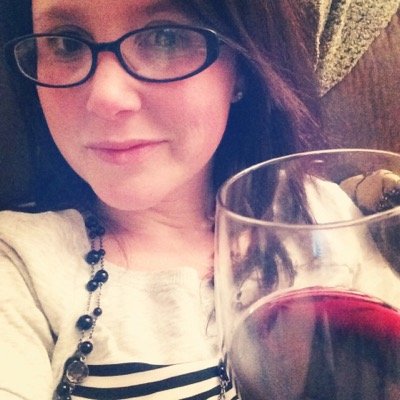 sweetpeach_kate's profile picture. I am only here for my fake life friends