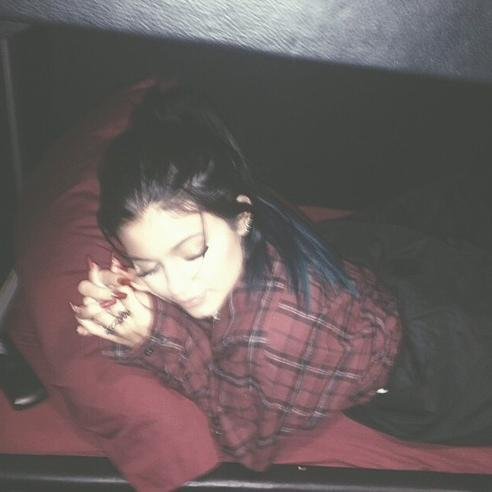 Seasons are changing and waves are crashing and stars are falling all for us ⋆