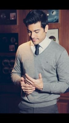 Aρσуαмσѕ Lα Cαrrerα Dε @_Carlosrivera ❤ + ☮ = ツ    
 Sincε: 11/02/12