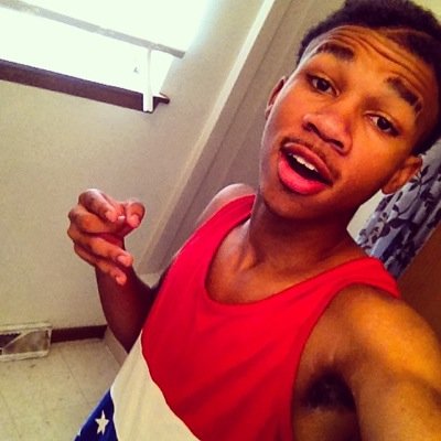#Team100Gangg|LilHunchoo Facebook-Jordan Jones Instagram-DeepShooter3 Follow ATL✈️MKE