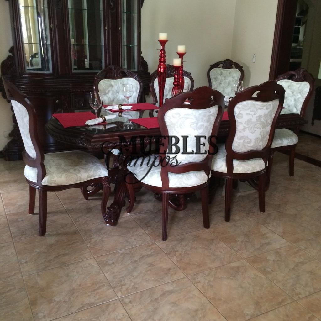 Fabricamos todo tipo de muebles para su hogar y oficina, con las mejores maderas y acabados de la mas alta calidad.