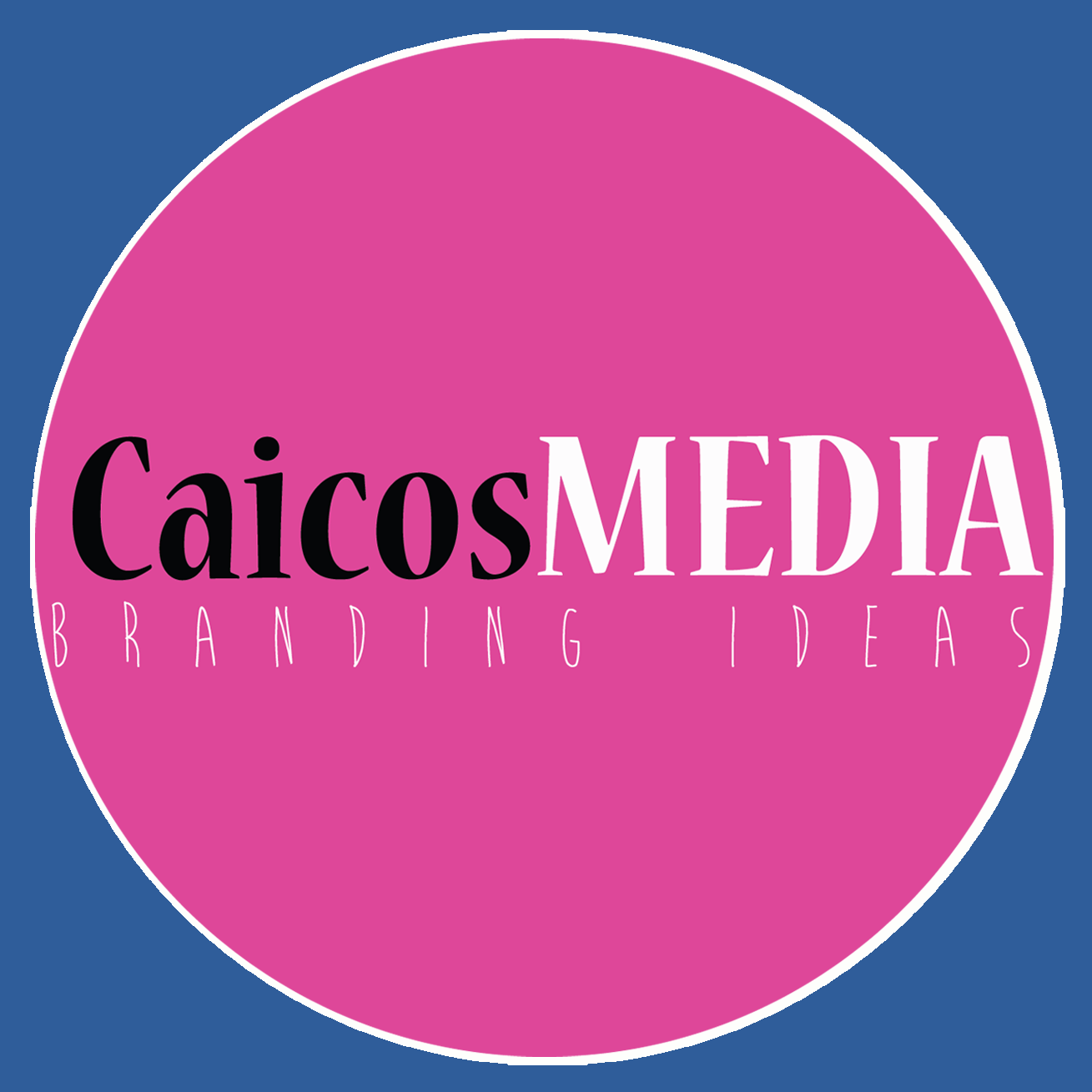 Creamos y administramos campañas en redes sociales. Hacemos fotografía de producto, páginas web y diseño para crear estrategias de publicidad para tu negocio.