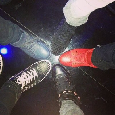 Fanpage of a boyband called B-Brave. @JWMUSICOFFICIAL @KAJVANDERVOORT @SamuelYPL @officialdioni @Casszron :) 1/5