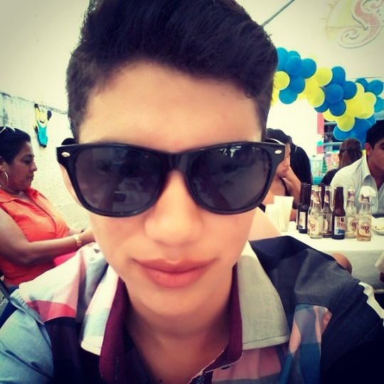 Todos tenemos un deber de amor que cumplir, una historia que hacer, una meta que alcanzar (: