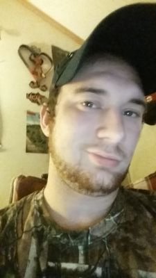 camocountryboy1's profile picture. sup