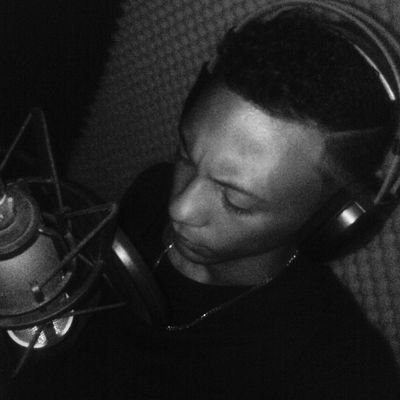 #Cantante #ArtistaUrbano #Reggaeton
[Siempre Con Dios]
FB:Lil Jey |
WhatsApp: 8298722714