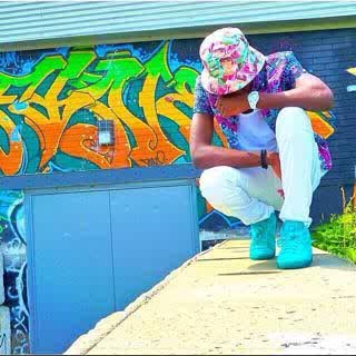 •#Ajebo Hustler • Sept23rd • Soccer freak • • Follow me I follow back • #BLESS.