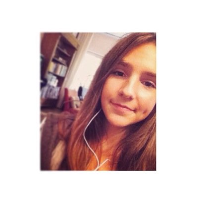 ∞ • † • instagram : faravdamme • love you babygirl x M ❤️