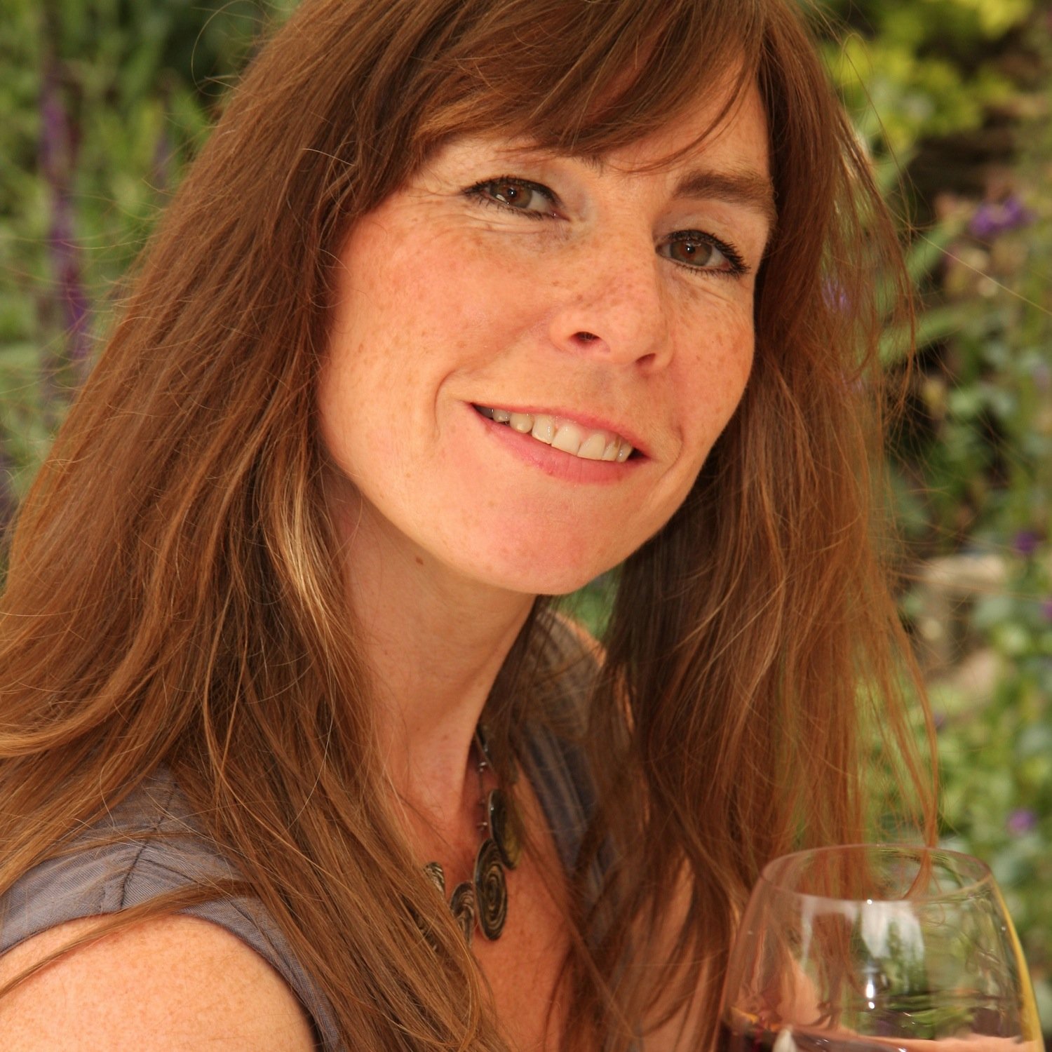 Sniffandspit's profile picture. Run https://t.co/iJ1t9S4Pxo - Wine and Spirit events. Drinks writer for Sainsbury's Magazine.