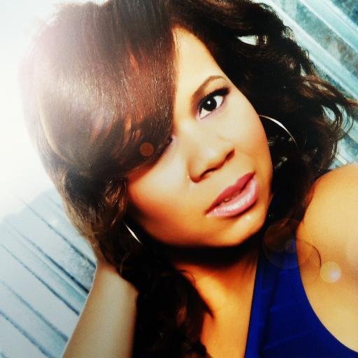 AutumnBleuBlog's profile picture. Beauty & Health Blogger/Entreprenuer. I enjoy creative/performing arts, health, beautiful weather, outdoor fun, food & beaches! https://t.co/wkOJleRLDg