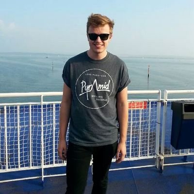 Founder of @OfficialPAR, YouTuber and a full time dreamer! #Fullscreen