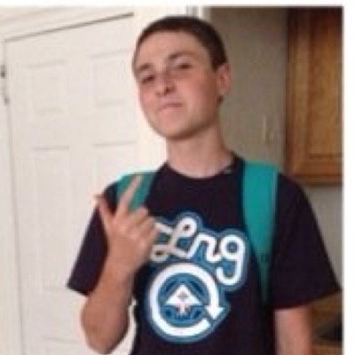 17. High schooler. Baller.bud.musicpromoter.comedypromoter.hookah.You want to get noticed message me 2015603332