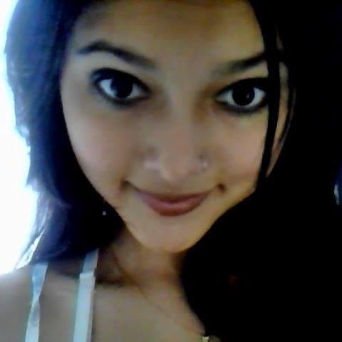 Sejá sempre você mesmo e não se importe com oque os outros pensam. :3