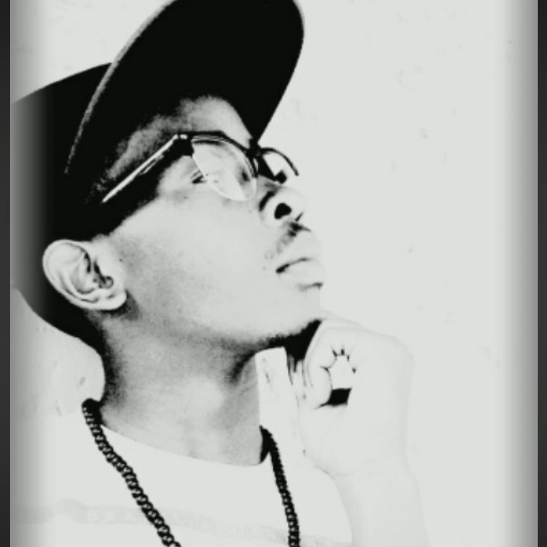 Sweet,simple and shy...#SirKidos bby!!!!!!!