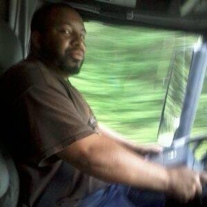 mr_k1w's profile picture. 