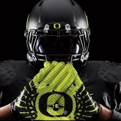 O F F I C I A L  account of football players on twitter