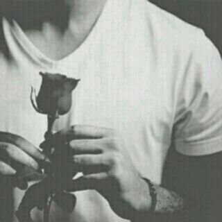 meesh_051's profile picture. 