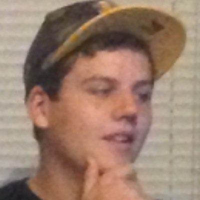 Yea i'm DTF nothing less than a 4 though i've got standards you fucking pussies #CaptainNation ~multiple tweeters