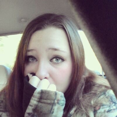 I'm Katie Nicole Carroll I go by Kat I'm 18 I'm single I'm a singer and I'm trying to make it my career