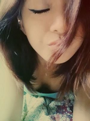 justliivvvvvv's profile picture. love yourself first. :)