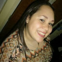 Me encanta la música, el cine, la risa, la amistad y la sinceridad! Un poco soñadora y muy entusiasta! Me gusta sta frase si lo puedes imaginar lo puedes lograr
