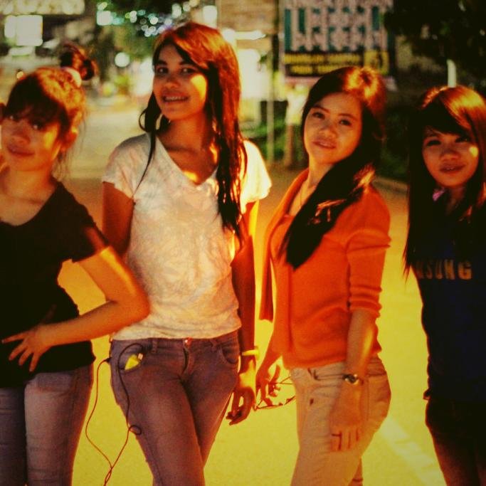 BebsDF's profile picture. Pin:275ffe9c | 05 Februari 1999 | ♥ALLAH | https://t.co/xDEwZnQqHb