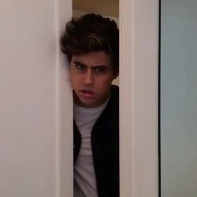go follow @gilinskyfrickme