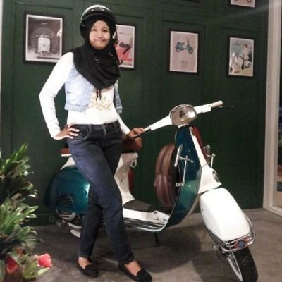 yellianayelli's profile picture. ♥ Allah | ♥ my parents | new twitter