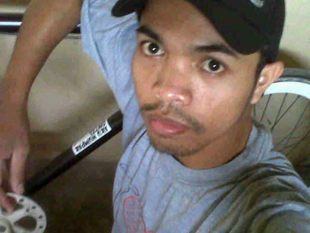 IpunkMbelgedhez's profile picture. Menunggu sampai akhir dari sebuah kehidupan