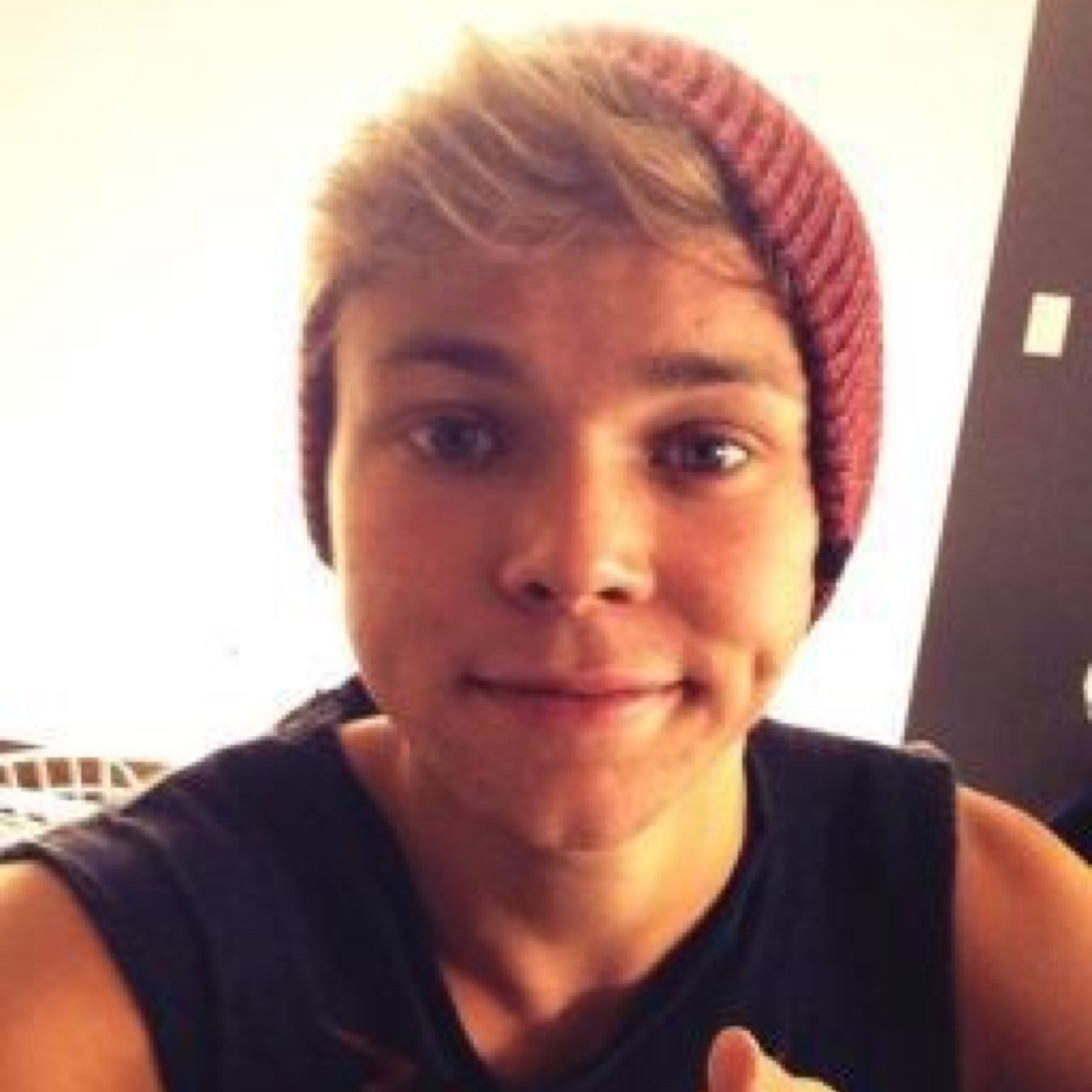 Used to be here all alone until i saw your beautiful face. Now i will never let you go :)