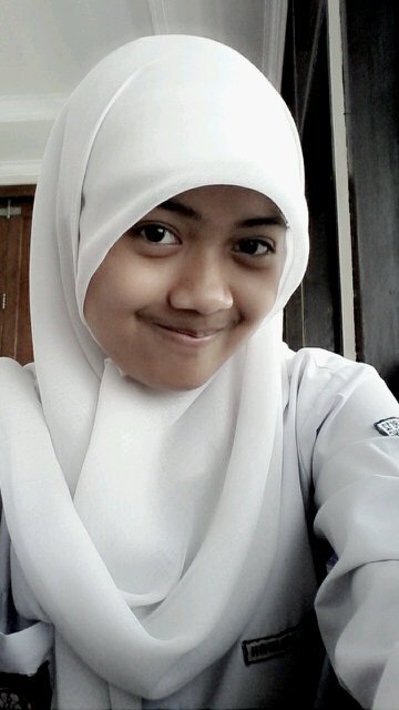 “Allah Always With Me” “Dream It. Wish It. Do It ” “Sundaneses” “@sman12bdg”