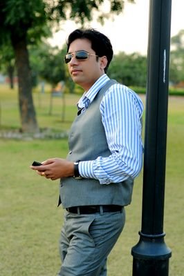 A Computer Teacher
associated with an NGO
HiTech educational 
Lions Club
Trying to Motivate People to Donate Organs