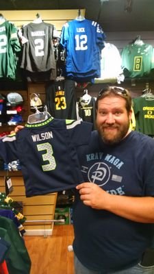 bowhunterhowell's profile picture. working hard to become a better me.