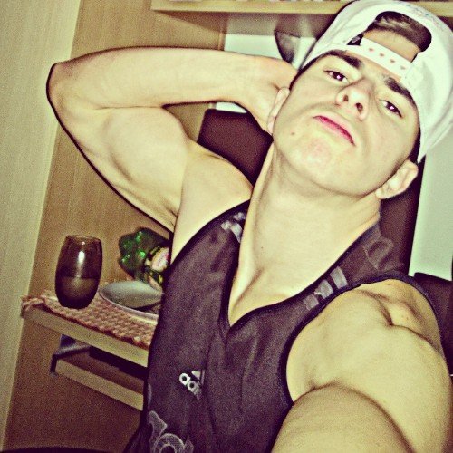 GNG's   Insta: Lu_Clauss