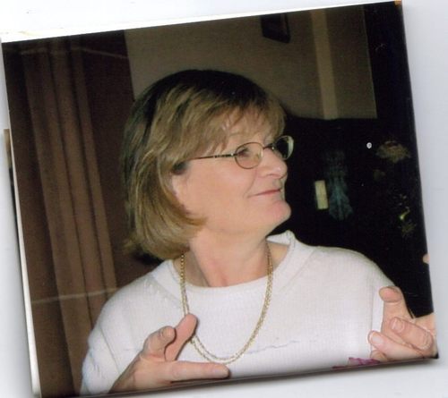 Theresasch55's profile picture. 