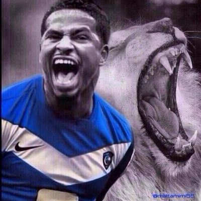 ياهلال تحكي عنك أجيال وأجيال حب تناما من سنين الطفولة. ..