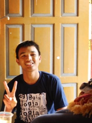 Official Twitter Account Of Muhamad Taufik ♻ Allah ♻ Muhammad SAW ♻ 14 May1997 ♻ Electrical Engineering  ♻ Translator ♻ Educator ♻ Inspiration