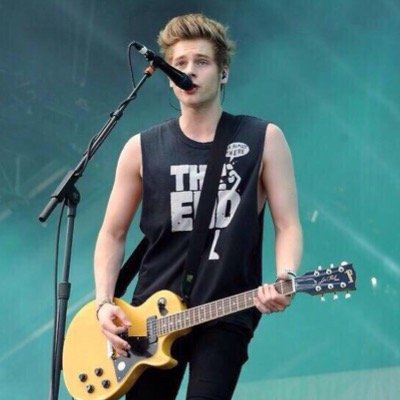 dont give up on your luke follow! just follow/tweet @78sniall for help with luke/4, bethany mota, a&s etc. ((dont follow this acc, follow @78sniall instead))