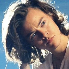 27. SLIGHTLY obsessed with One Direction and romance books - but only those with happy endings...also...I have the coolest job ever. #starbucks #baristalife