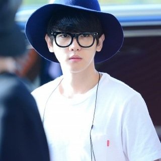 ใจดีฟอลกลับ @BAEK0465แอคหลัก
หรือ @Ladybaekบอท จึงเรียนมาเพื่อทราบ
