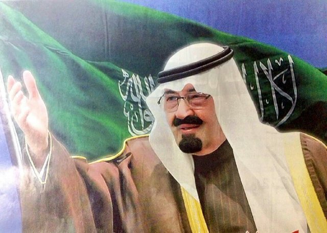 * ،، ستبقى السعودية تاجا مرصعا من النجوم ،، فقط على رأس يعشقها كأنا ،، كلماتي من صميم قلبي الذي يعشق السعودية ،، ♯