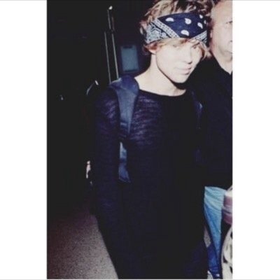 XxNarry_GirlxX's profile picture. Niall and Harry are amazing i love them to death!! ❤ They are my life i could NEVER live without them 0/5 :(