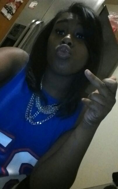 I'm moving foward in life.. Only way I'm looking back is if it's my ass in the mirror ;) Rape the follow button 3